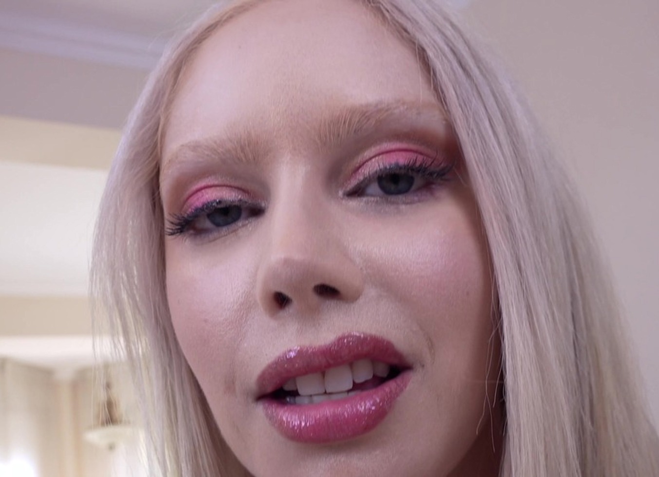 6On2 Hot International Gangbang! Two Hot Vivian Lola & Victoria Dias Sluts Gets Vaginal And Anal Fisting DVP DAP From Six Strong Cocks Eks505