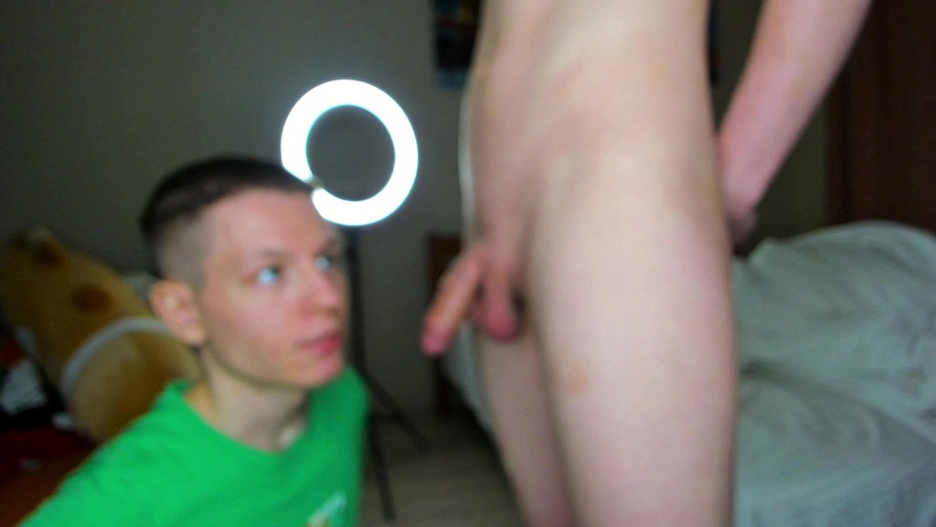 young twink evgeny gives a blowjob to an 18yo buddy! (Evgeny Twink, Alex Cute) young twink evgeny gives a blowjob to an 18yo buddy! (Evgeny Twink, Alex Cute)