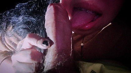 En las mananitas mi hijastra me da una mamadita antes que hacer las actividades del dia (sexo oral a mi padrastro)