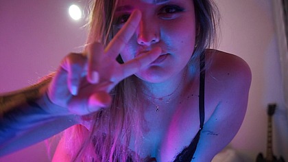 Megan Gomez solo