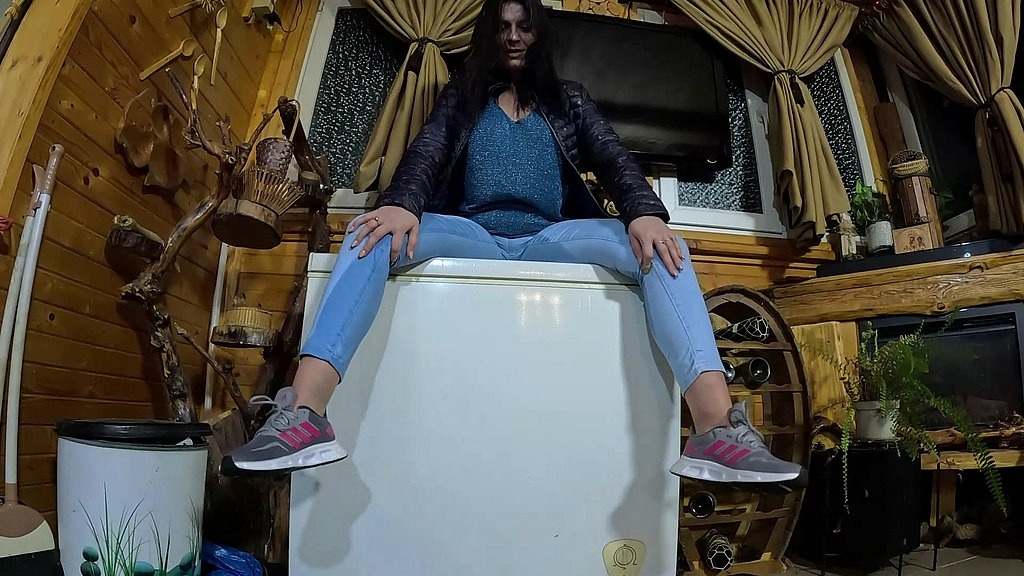 cameltoe milf dances, teases & pees in her jeans β wet fetish fantasy 335 (MilfyCalla) cameltoe milf dances, teases & pees in her jeans β wet fetish fantasy 335 (MilfyCalla)