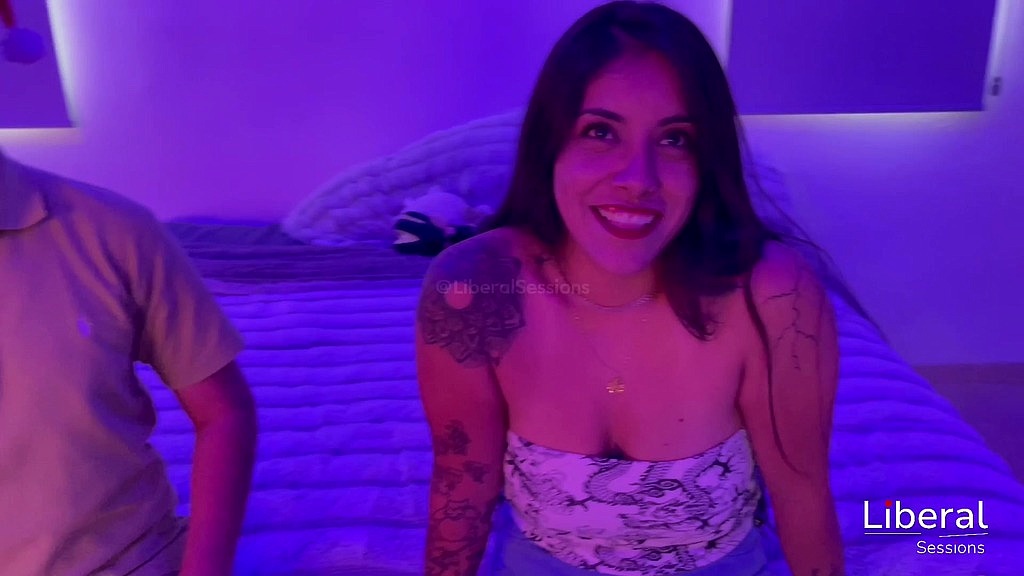 pareja vive su primera experiencia cuckold con un desconocido (Марія Лумен, Хосе Ліріос, Чортовий лікар) pareja vive su primera experiencia cuckold con un desconocido (Maria Lumen, Jose Lirios, The Fucking Doctor)