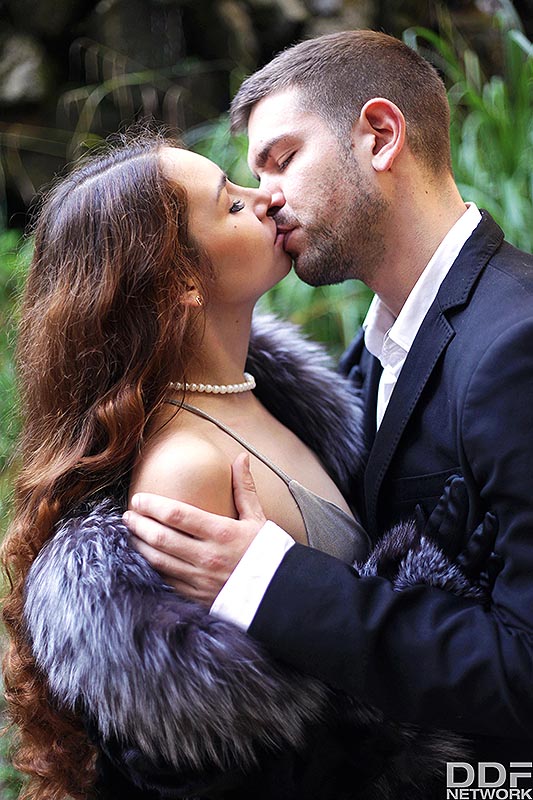 Fresh Air, Deep Throat: Brunette Petite Blows Massive Dick #3