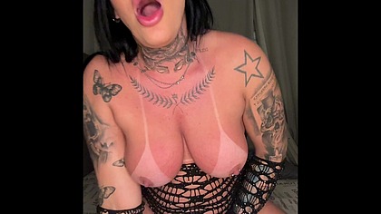 Fiquei de Voyeur assistindo minha namorada gravar um video para um fa ... QUE TESAO ME DEU