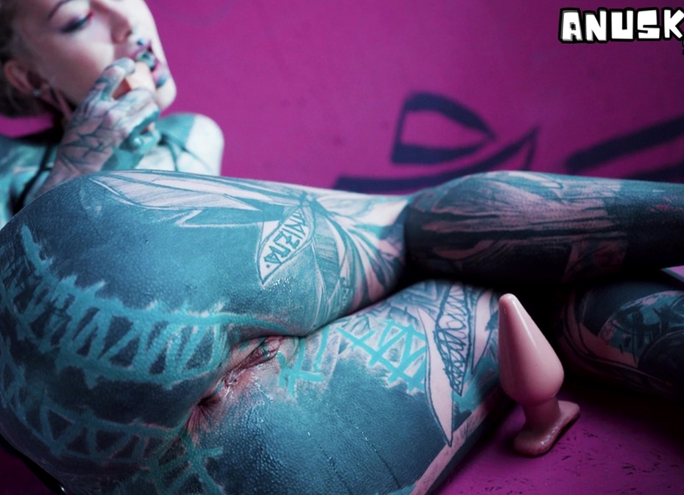 Solo Anal Fisting - Toys And Plugs For Tattoo Girl - Asshole Streching