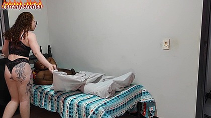 ESTAVA COM MUITO TEZAO E MEU MARIDO PREFERIU IR TRABALHAR EM VEZ DE MIM FUDER BEM GOSTOSO EU ESTAVA MALUCA PARA SER FODIDA BEM GOSTOSO