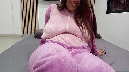 FEMALE MORNING MASTURBATION ALONE WHILE MY HUSBAND IS NOT HOME