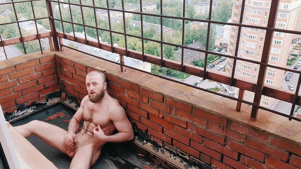 solo play on the roof top