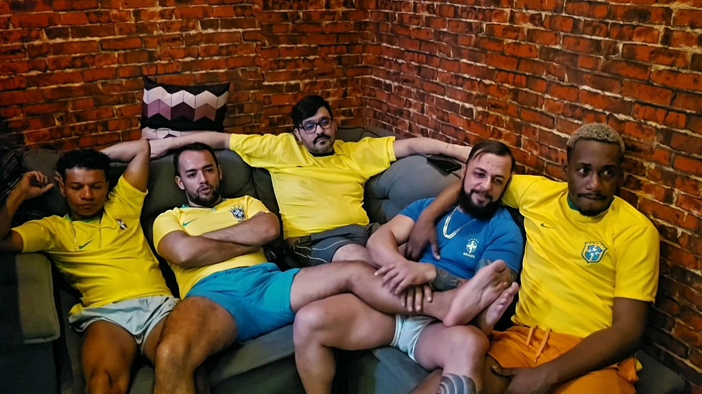 suruba entre amigos atores pornos do brasil em partida de futebol, comemoracao. (Kxorrao,Lendro Delao, Socyal Sem Camisa,Bob Willian,bareback) suruba entre amigos atores pornos do brasil em partida de futebol, comemoracao. (Kxorrao,Lendro Delao, Socyal Sem Camisa,Bob Willian,bareback)