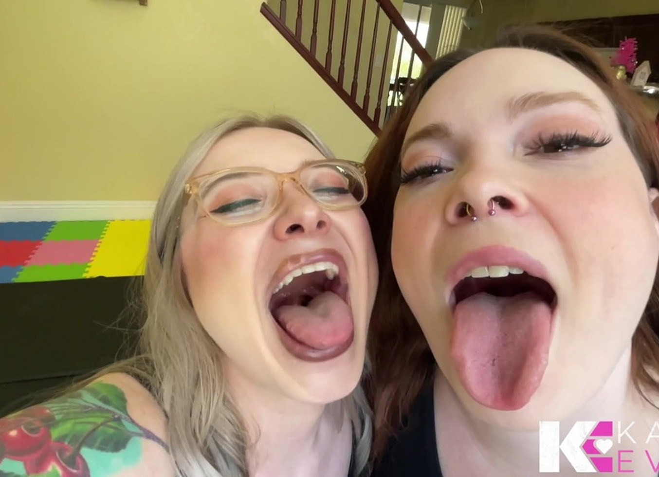 Giantess Hide-N-Seek Snack Day