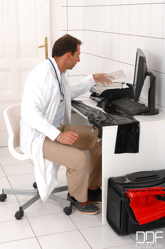 Doctor's Strange Therapy [Pt 1] #8