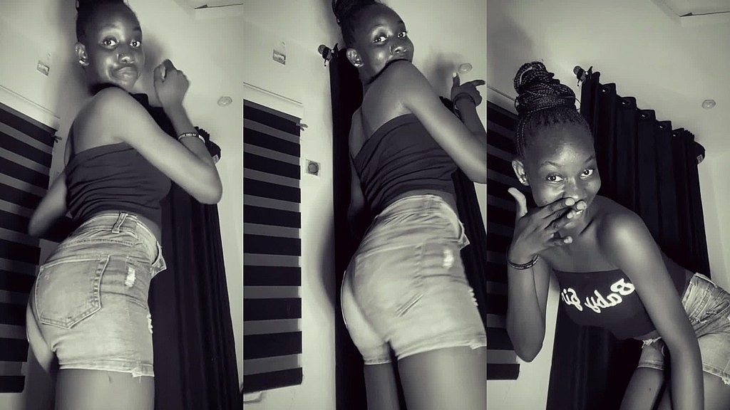 petite teen (Lil Lov) petite teen (Lil Lov)