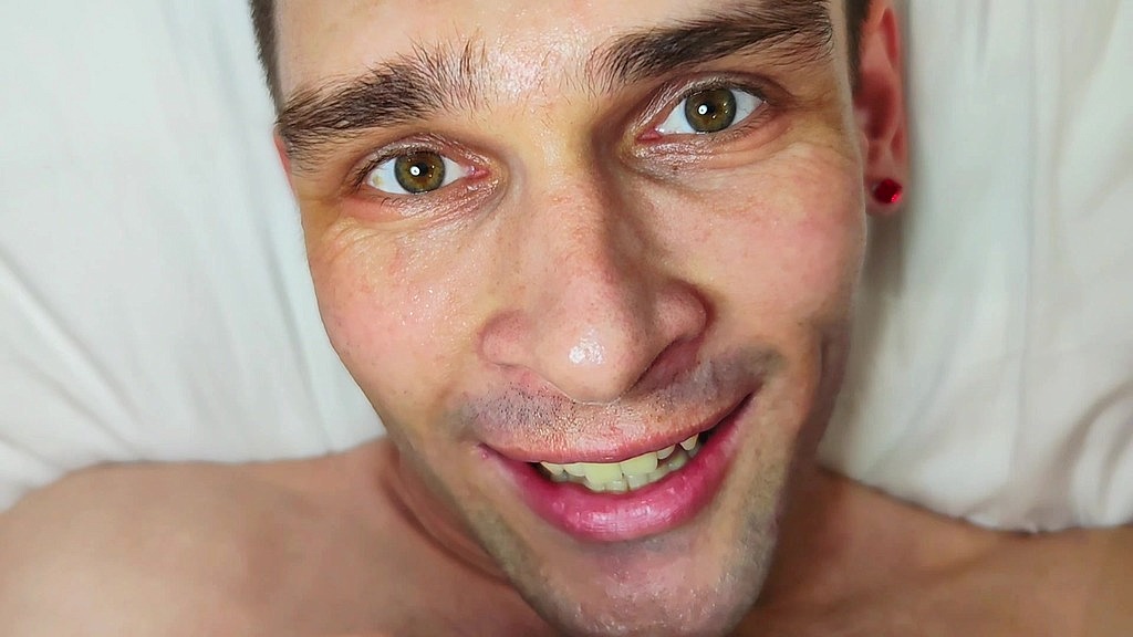 самосмоктання догори ногами крупним планом (DavidCarroll) selfsuck upside down close-up (DavidCarroll)
