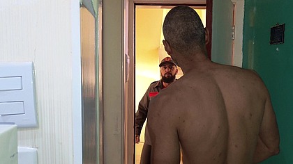 Fodi com morador hetero do condominio onde eu trabalho