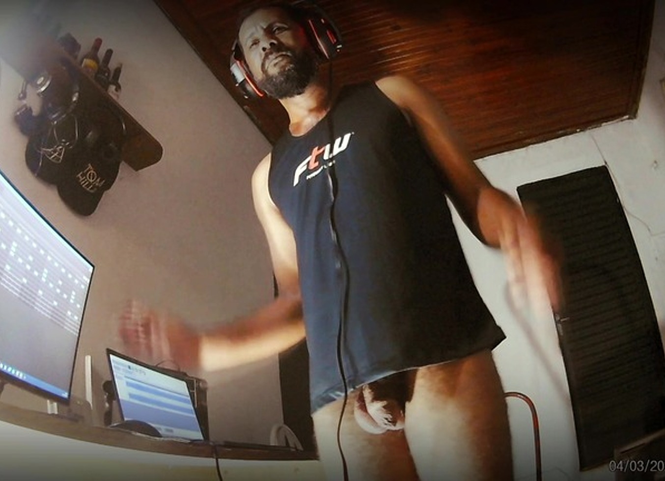 Night Show - Update Apr 04, 2025