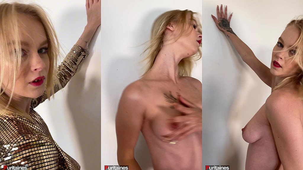 sophie van loo : блискучий стриптиз у халаті чи синій нижній білизні в ультрасучасному лофті. (Аріела Донован) sophie van loo : strip-tease scintillant en robe or et lingerie bleue dans son loft ultra-moderne. (Ariela Donovan)