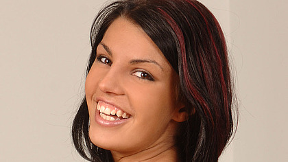 Sexy young newcomer babe Serilla 