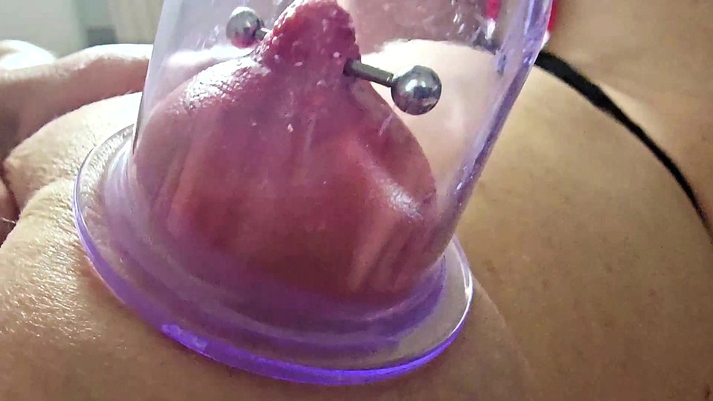 pumping suck hard my pierced nipples (Crazy Lola, Andre W) pumping suck hard my pierced nipples (Crazy Lola, Andre W)