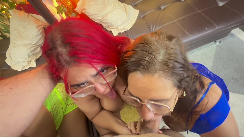 il mio novio mi incontra in follando con la mia madrastra (Sara Curvy, Xara Rouxxx, Novio Xxx) mi novio me encuentra follando con mi madrastra (Sara Curvy, Xara Rouxxx, Novio Xxx)