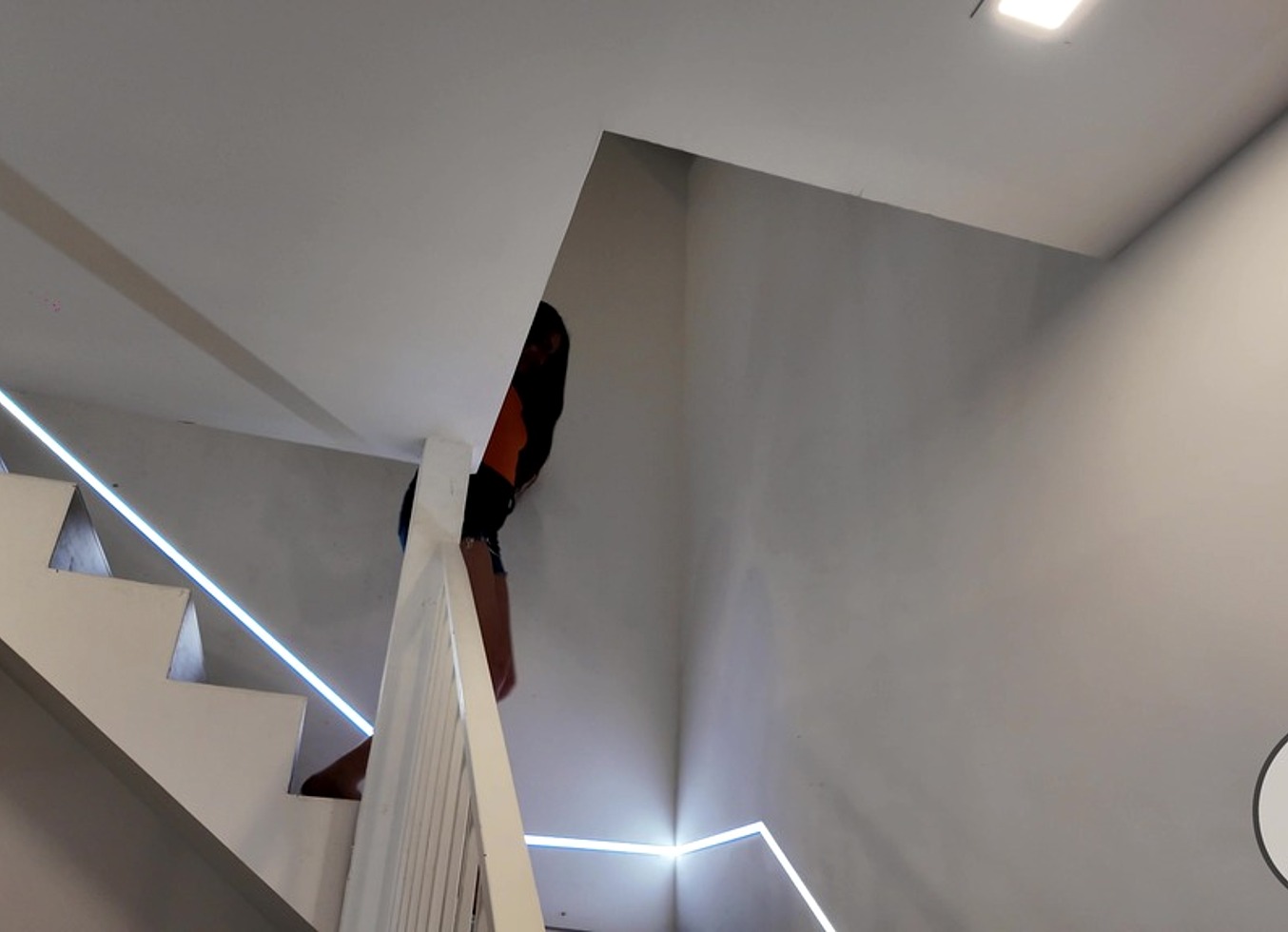 Latina Girl Desperate Had To Pee Into The Sink In Swimsuit