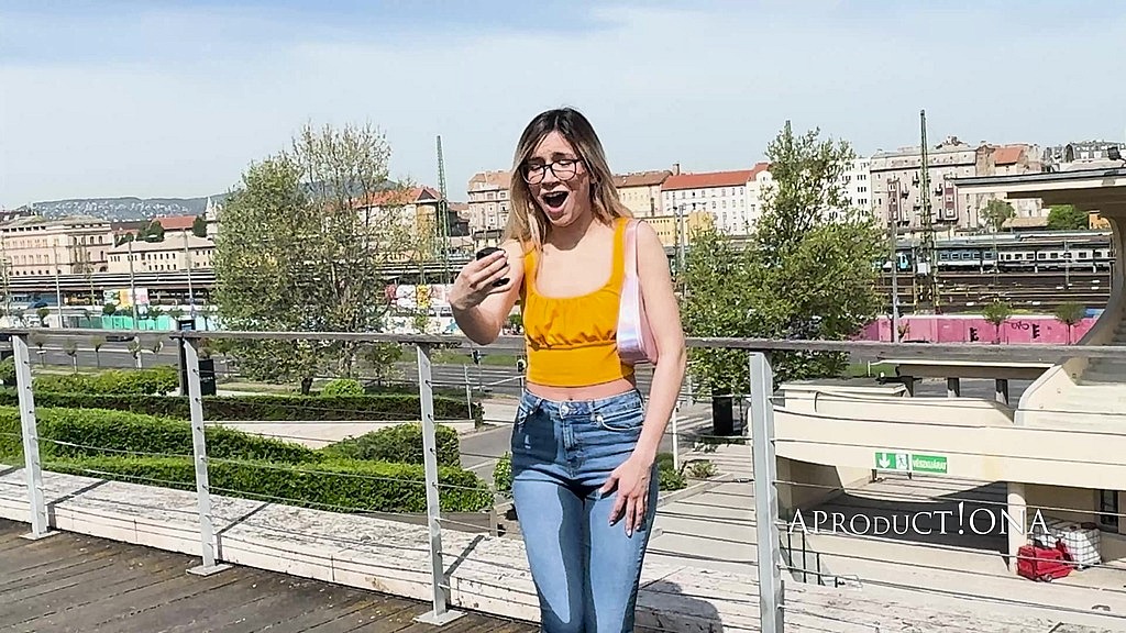 megan wetting jeans in the shopping mall (Megan Love) megan wetting jeans in the shopping mall (Megan Love)