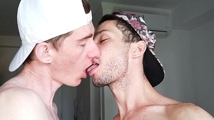 Thomas Murlick - Do Chimarrao a Putaria: O Calor Subiu com Felipinho Souza!