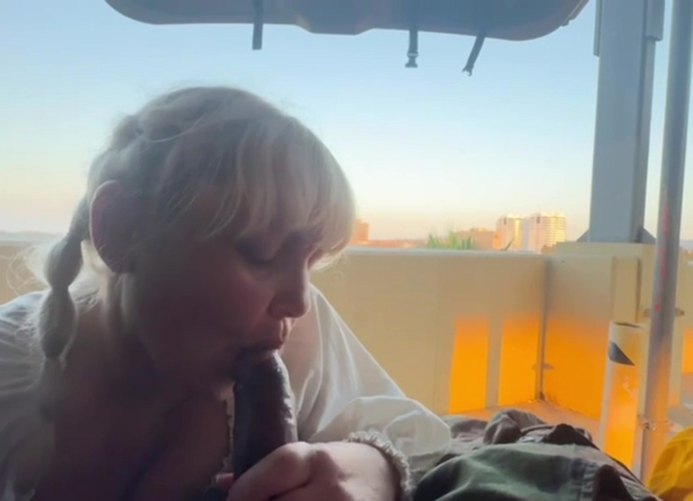 Car Sex With MILF In Public