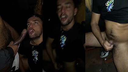 Doeu sim , mais ele tinha um caralho grande , muito grosso, forte foi a penetracao.