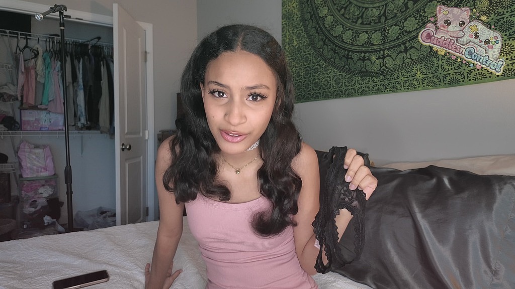 Sorpreso a rubare le mie mutandine? La brutale punizione di edging della sorellastra (CuddlesnControl) caught stealing my panties? step-sister s brutal edging punishment (CuddlesnControl)