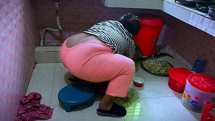 Morocco Big Ass Muslim Maid From Iran, cooking in kitchen and try to seduces boss for fucking - Big ass and huge boobs