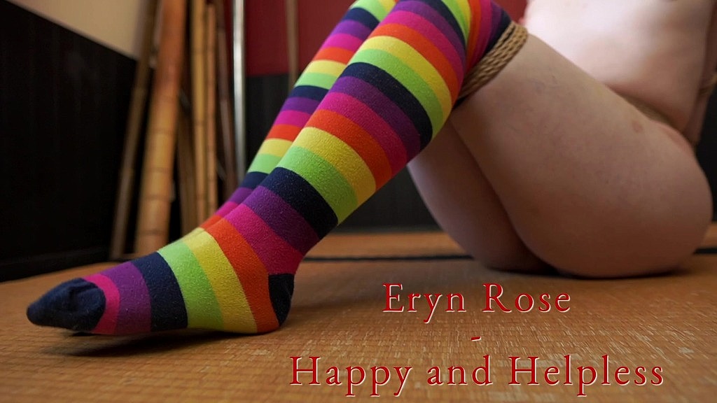щасливий і безпорадний у мотузковій неволі - Ерін Роуз (Eryn Rose) happy and helpless in rope bondage - eryn rose (Eryn Rose)