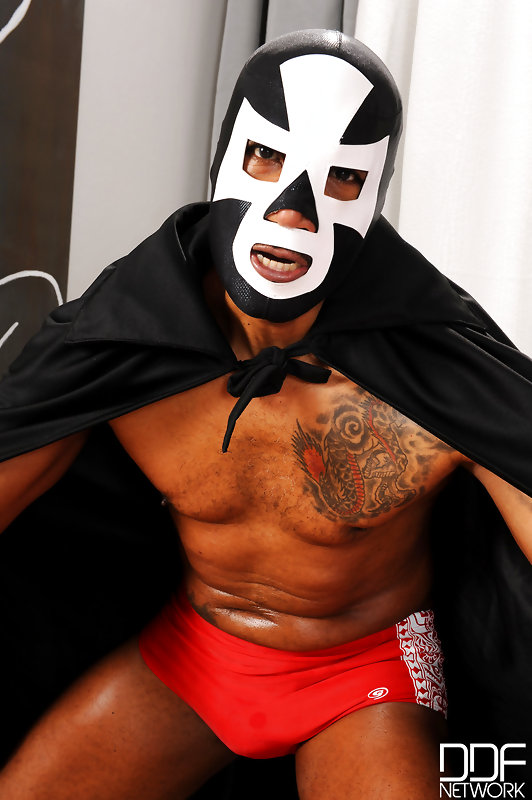 Sole job for a masked wrestler! #3