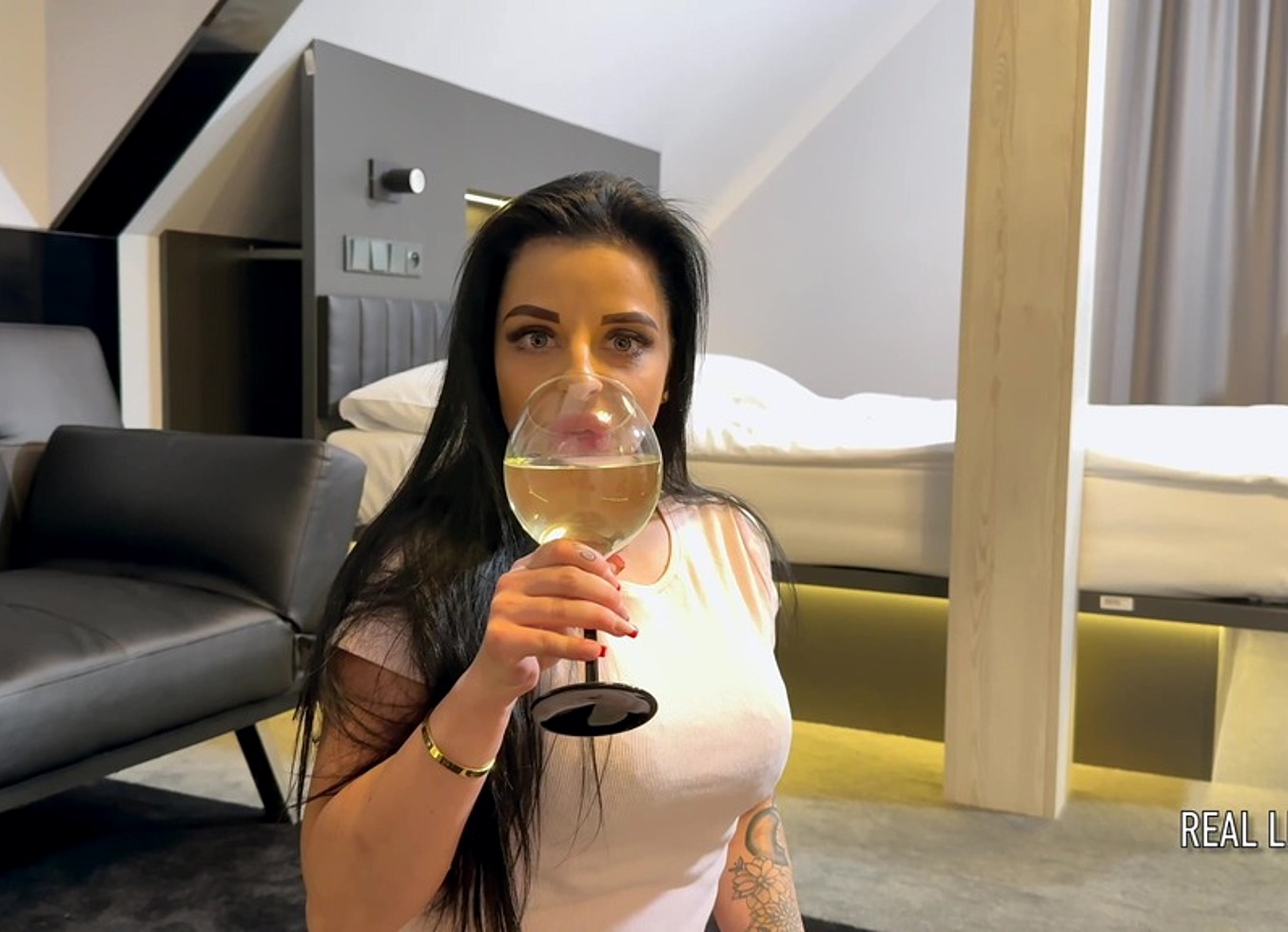 Rlp 67: New Face Jolana First Piss Drinking
