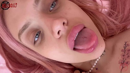 Do you like this kind of video taken in close up with the phone? 🔥
