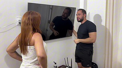 VIZINHA PEDIU PARA OLHA SUA INTERNET MAIS OLHA COMO A SAFADA ME RECEBEU