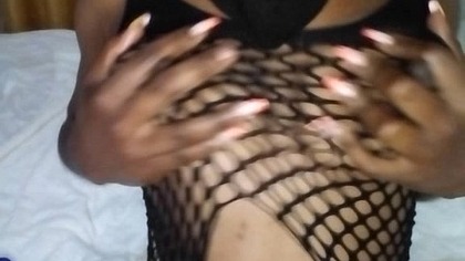 Pussy drilled with noce vibrator