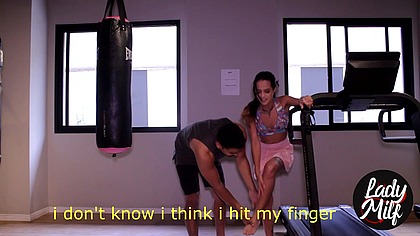 I went to train at the gym and my personal ate my ass