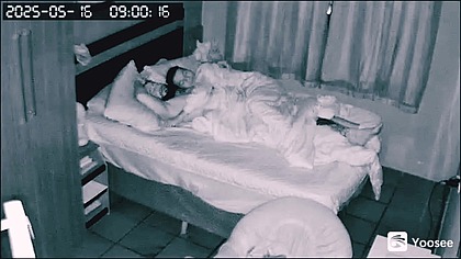 Mulher flagrou o marido traindo pela camera de seguranca