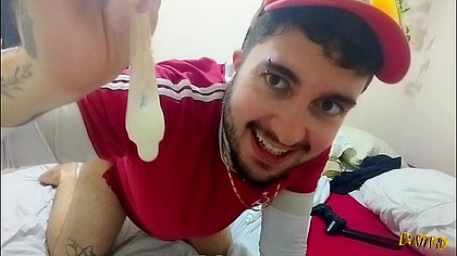 Perdi de proposito no videogame pro meu amigo comer meu cuzinho