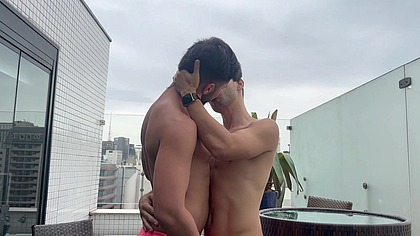 DEI EM CIMA DO MEU CUNHADO ATE ELE NAO AGUENTAR E ME FUDER. - PARTE II