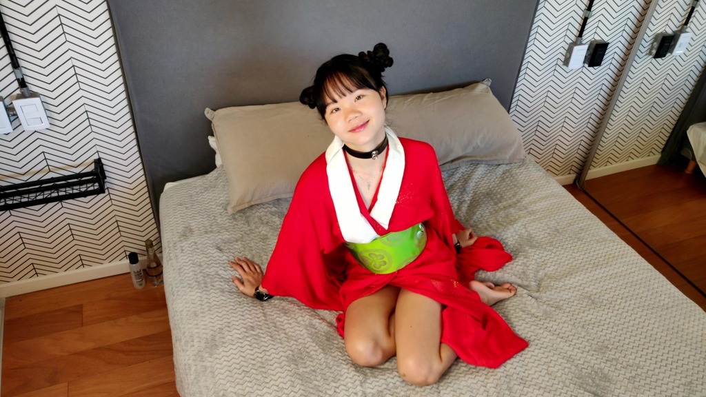 how to turn a pretty asian girl in red kimono into happy creampie