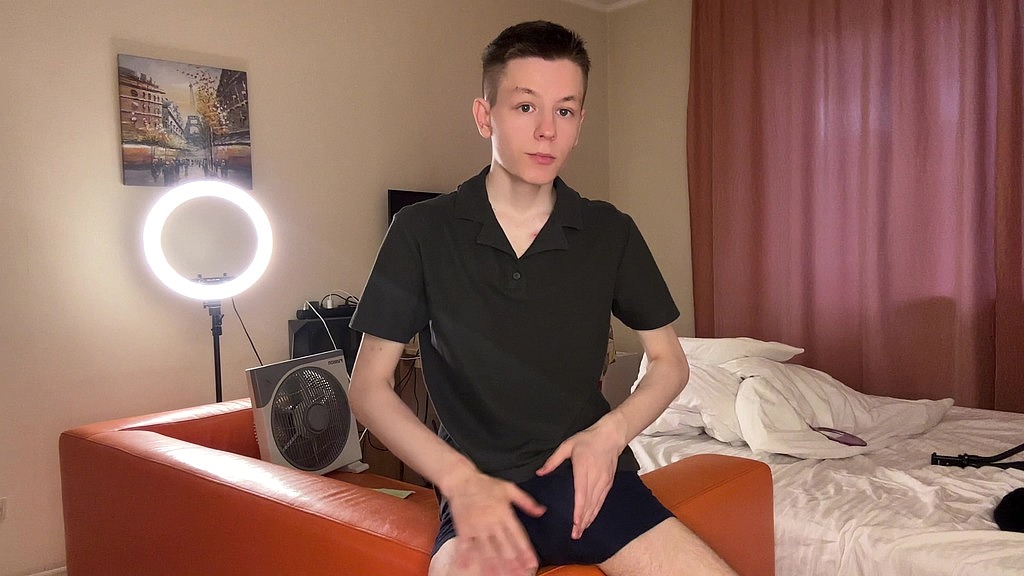 do you like jerking off with two hands like i do? (Alex Cute, Evgeny Twink) do you like jerking off with two hands like i do? (Alex Cute, Evgeny Twink)