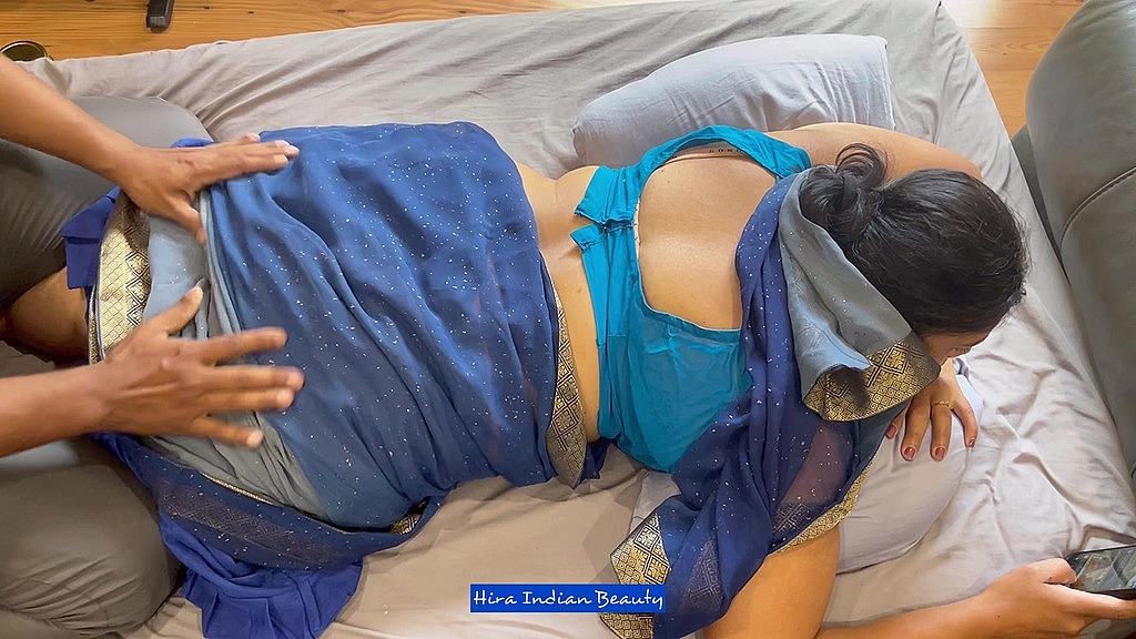 big ass, saree, and moaning louder: sensual massage and steamy dirty talk – a couple s saree sex (Hira Indian Beauty, Hiras Husband) big ass, saree, and moaning louder: sensual massage and steamy dirty talk – a couple s saree sex (Hira Indian Beauty, Hiras Husband)