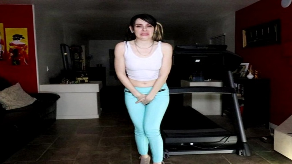 new wetter ziva fey pissing tight pants 1st time (Ziva Fey) new wetter ziva fey pissing tight pants 1st time (Ziva Fey)