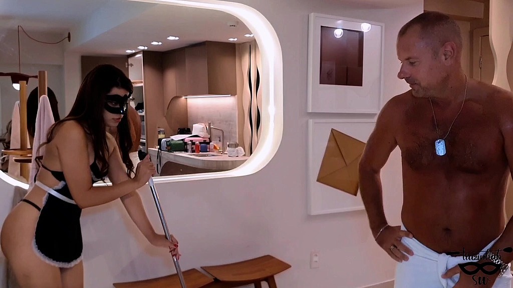 a funcionaria da tiazinhah foi pega no flagra com o marido e o amigo (Leo Casanova, Kylie G, Tiazinhah sw, Tiazinho) a funcionaria da tiazinhah foi pega no flagra com o marido e o amigo (Leo Casanova, Kylie G, Tiazinhah sw, Tiazinho)