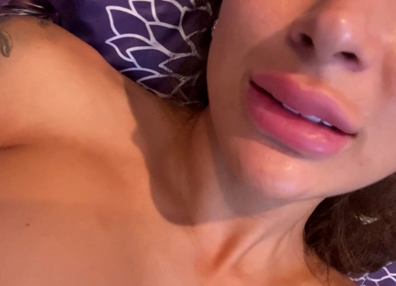 Super Closeup Ass Video - Fingering My Pussy & Sucking Dildo Until Cum - Susy Gala