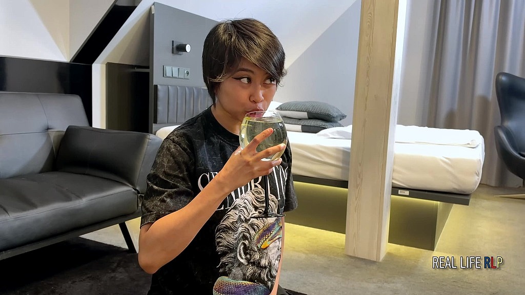 rlp 102: salome salvi piss drinking. (RealMan, Salome Salvi) rlp 102: salome salvi piss drinking. (RealMan, Salome Salvi)