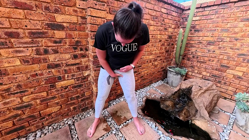 chubby slut piss desperation, pants wetting compilation (Kinkybitch69) chubby slut piss desperation, pants wetting compilation (Kinkybitch69)