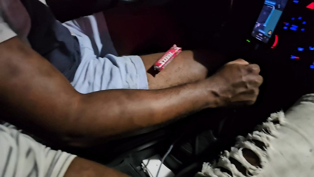 o uber e a bala halls (Catinguentorj, Uber casado) o uber e a bala halls (Catinguentorj, Uber casado)