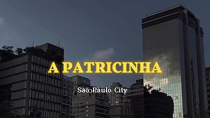 Femboy a patricinha mais safada da Zona Sul sendo enrabada por dois machos em seu luxuoso ap.